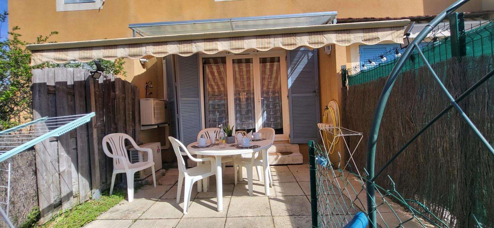 Mazet Climatise Rdj Plages Parking Wifi Gratuit La Londe-les-Maures Exterior photo