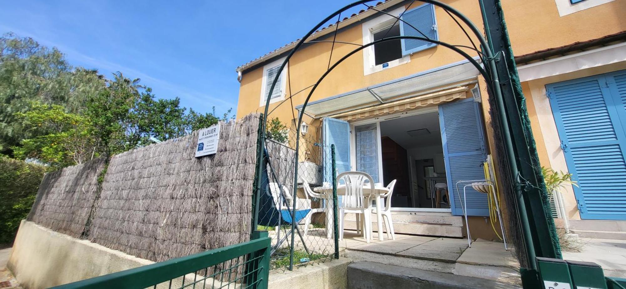Mazet Climatise Rdj Plages Parking Wifi Gratuit La Londe-les-Maures Exterior photo