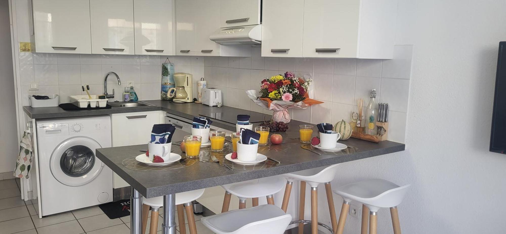 Mazet Climatise Rdj Plages Parking Wifi Gratuit La Londe-les-Maures Exterior photo
