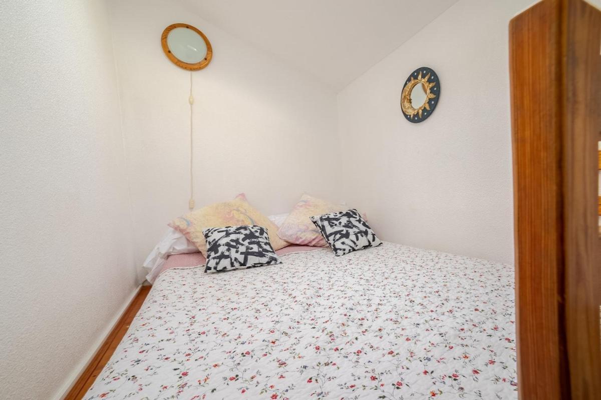 Mazet Climatise Rdj Plages Parking Wifi Gratuit La Londe-les-Maures Exterior photo